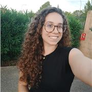 Estudiante de 3 de medicina para refuerzo escolar de Primaria, ESO y Bachillerato, especialmente de inglés. Experiencia previa.